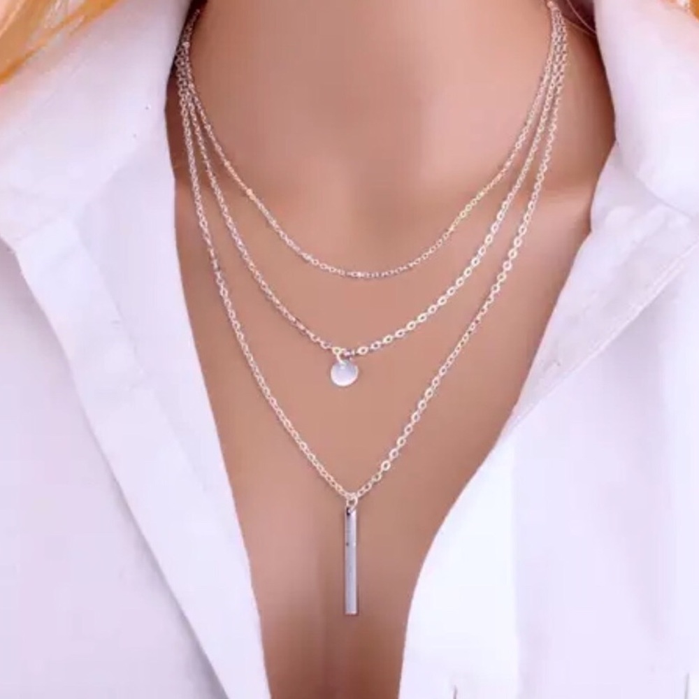Silver Muliti Layer Delicate Pendant Necklace - Picture 1 of 4
